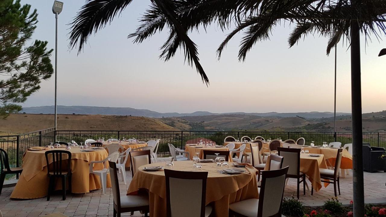 Agriturismo Il Drago Mirabella Imbaccari Exterior photo